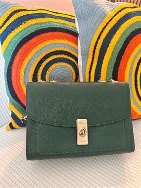 Gorgeous authentic bottle green Coach shoulder bag